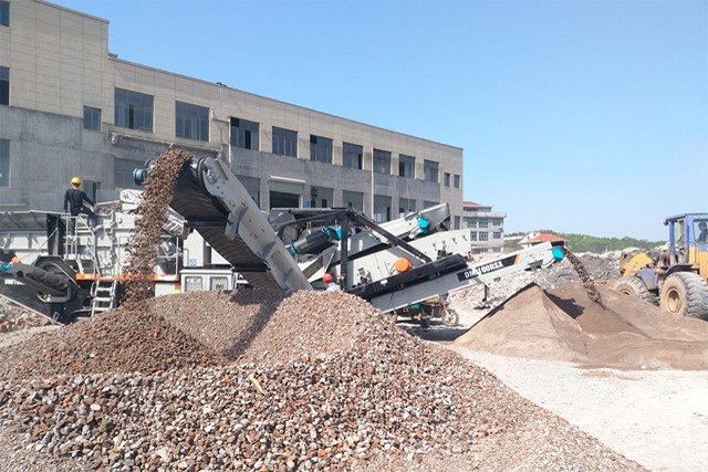 上海東蒙建筑垃圾那些事兒，快過來聽下（一）